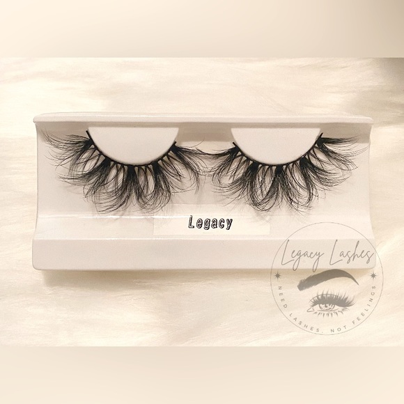 Legacy - Faux Mink Lashes - Picture 3 of 3